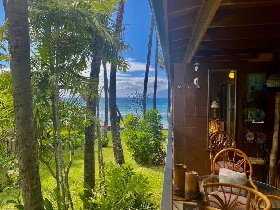 Appartamento Oceanfront With Aircon-Hear The Waves-Amazing Views-Wifi Lahaina Esterno foto