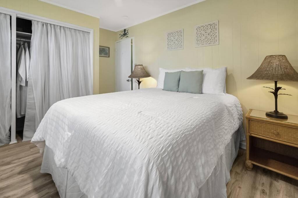 Appartamento Oceanfront With Aircon-Hear The Waves-Amazing Views-Wifi Lahaina Esterno foto
