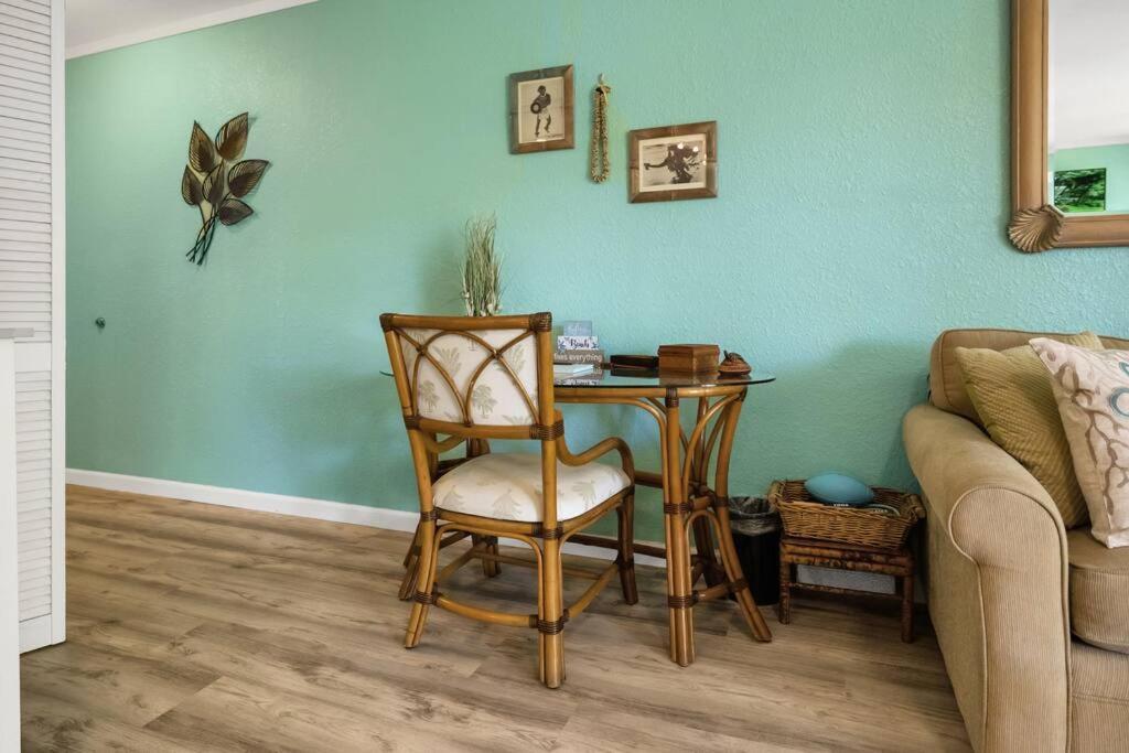 Appartamento Oceanfront With Aircon-Hear The Waves-Amazing Views-Wifi Lahaina Esterno foto