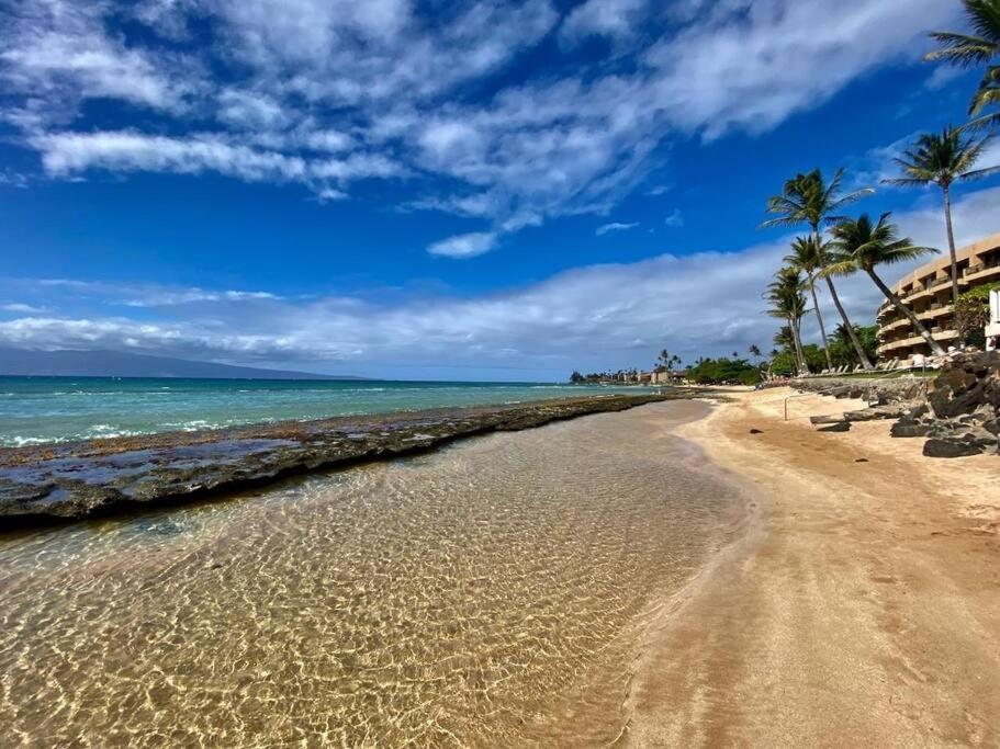 Appartamento Oceanfront With Aircon-Hear The Waves-Amazing Views-Wifi Lahaina Esterno foto