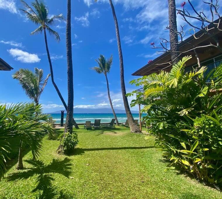 Appartamento Oceanfront With Aircon-Hear The Waves-Amazing Views-Wifi Lahaina Esterno foto