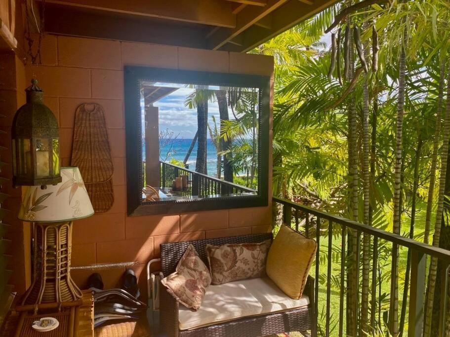 Appartamento Oceanfront With Aircon-Hear The Waves-Amazing Views-Wifi Lahaina Esterno foto